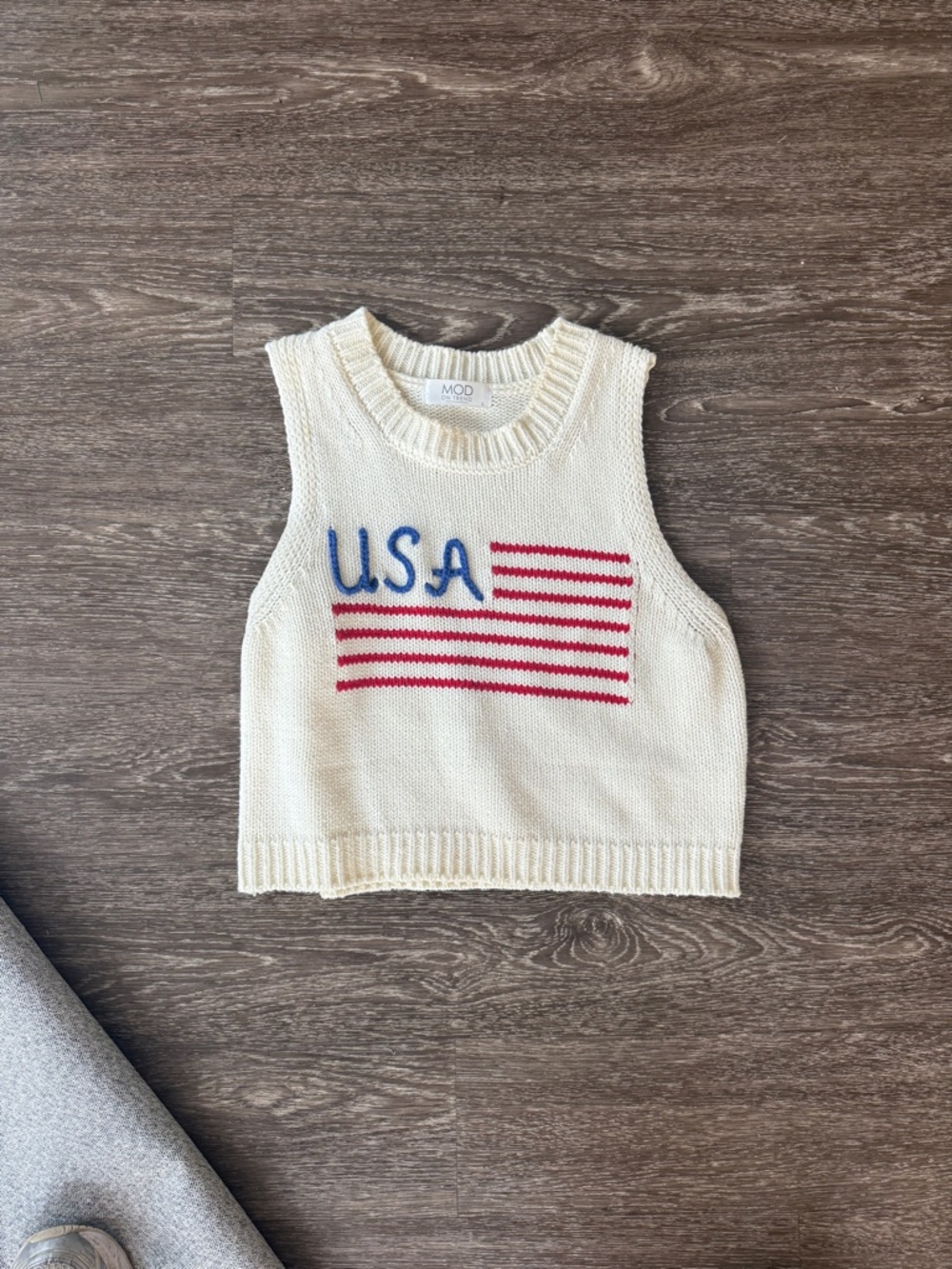 USA Flag Knit Crop Sweater Vest in Cream